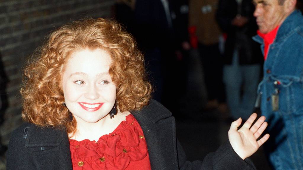 DID SONIA CREATE THE PERFECT STALKER&nbsp;SONG?