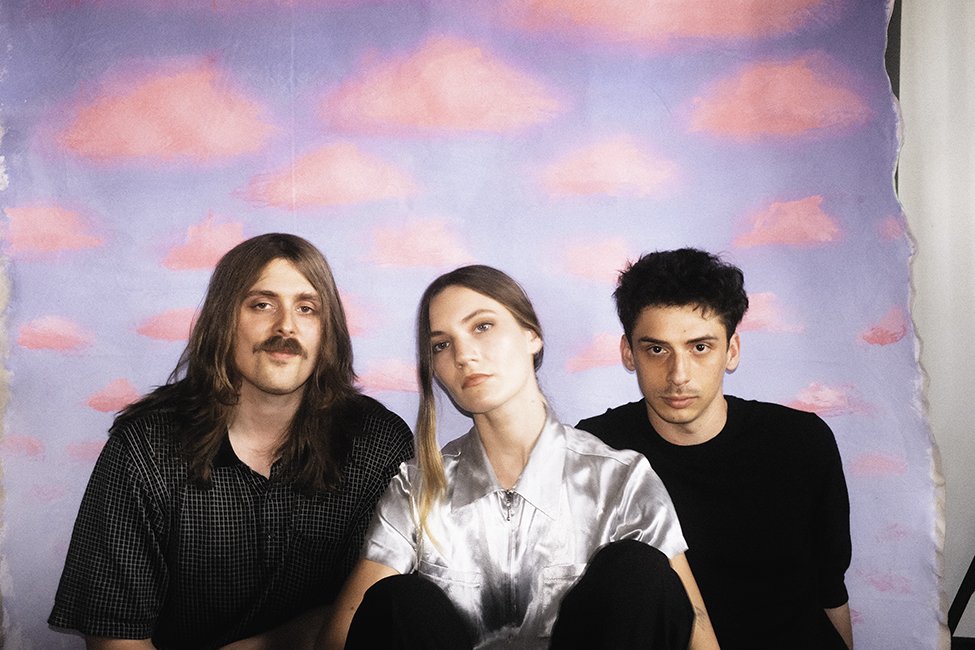 ANGULAR, WEIRD ROCK FROM&nbsp;WOMBO