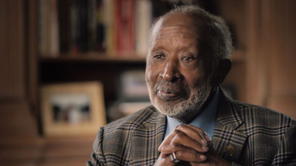 CLARENCE AVANT LEAVES THE LONGEST&nbsp;SHADOW