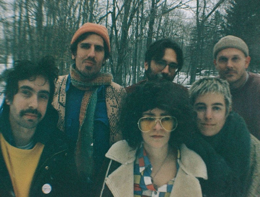 GOLDEN APPLES NEW ONE IS&nbsp;COOL