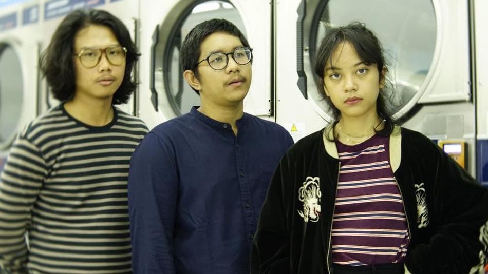 GRRRL GANG / NEW HOT&nbsp;MESS