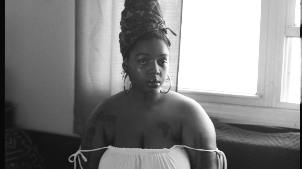 Keya R KEIYAA’S LUXURIOUS R&B – The Pop Corporation