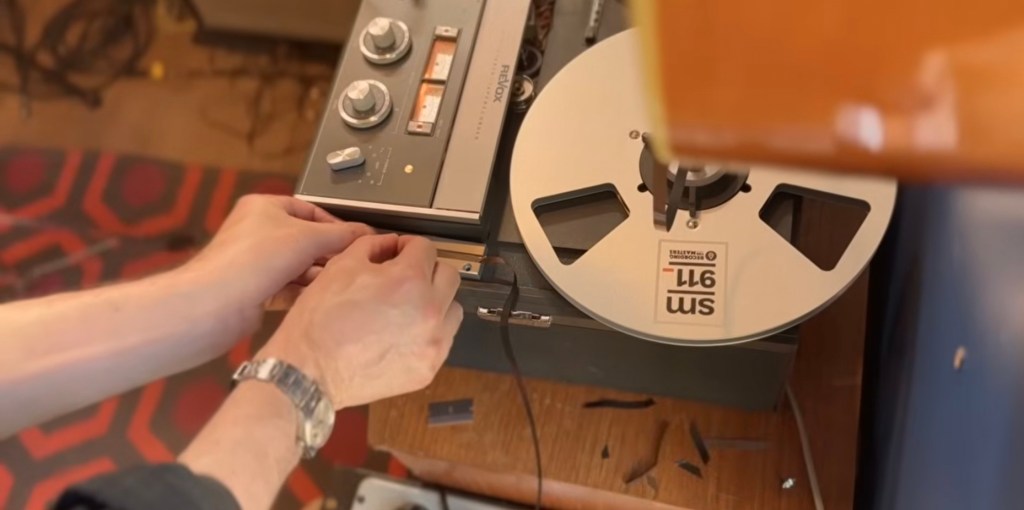 RECREATING TOMORROW NEVER&nbsp;KNOWS