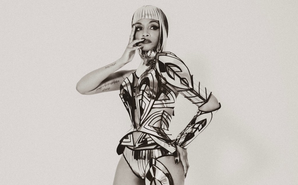 DAWN RICHARD REMAINS&nbsp;UNIQUE