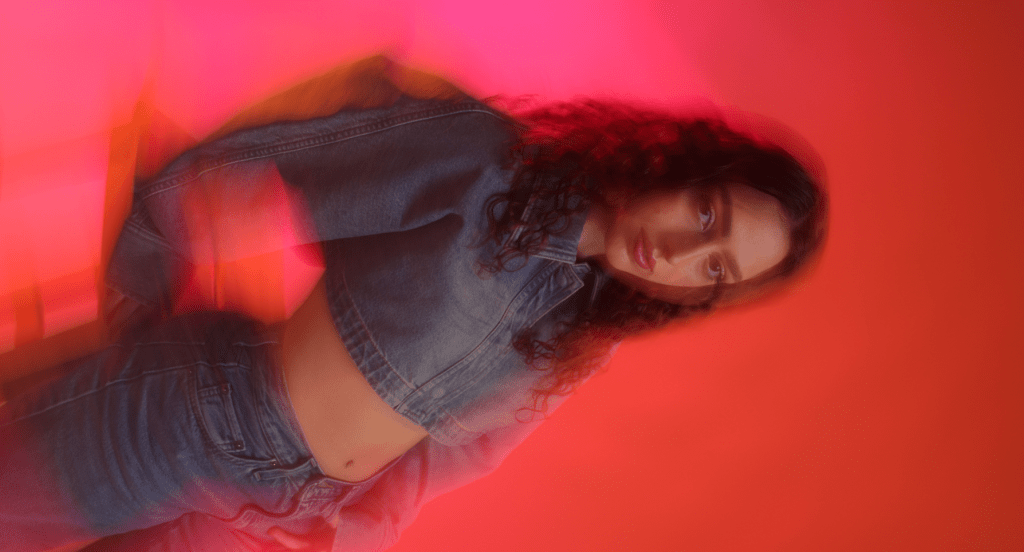 MICHELLE SARA’S SLOW&nbsp;SYNTHPOP